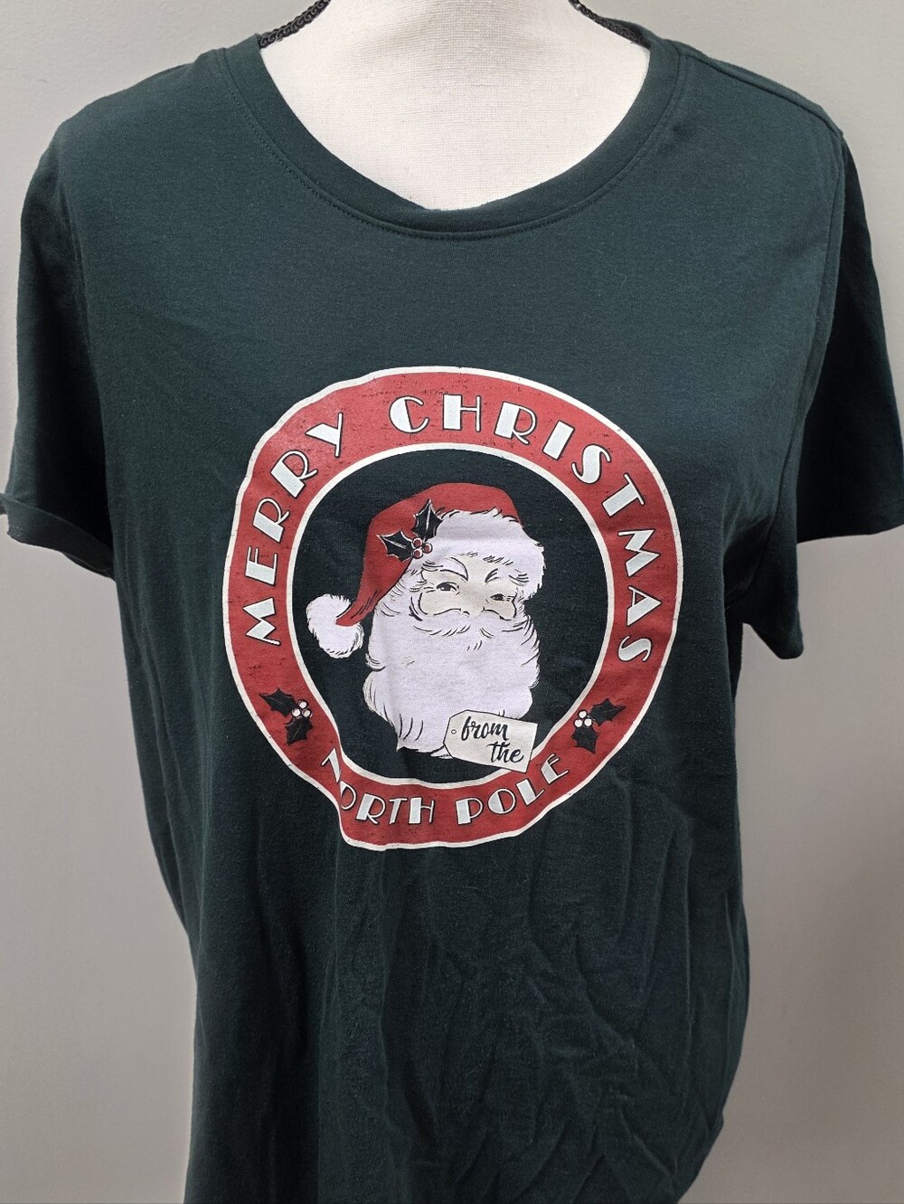 Sonoma Dark Green Holiday Tee with Red Santa Graphic Size XXL